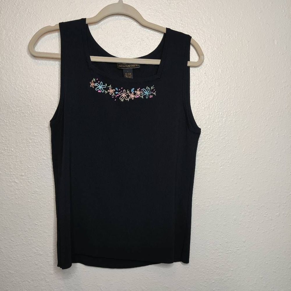 Linda Mathews Black Embroider Floral Square Neck Tank Top Size Large